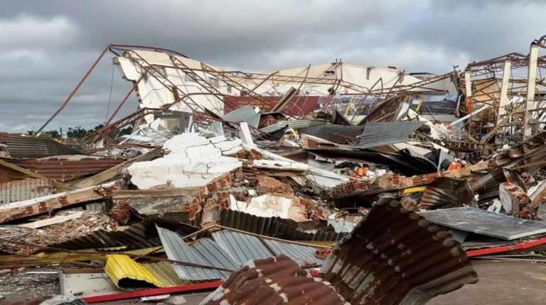 Vítimas de tornado ainda aguardam liberação de saque calamidade