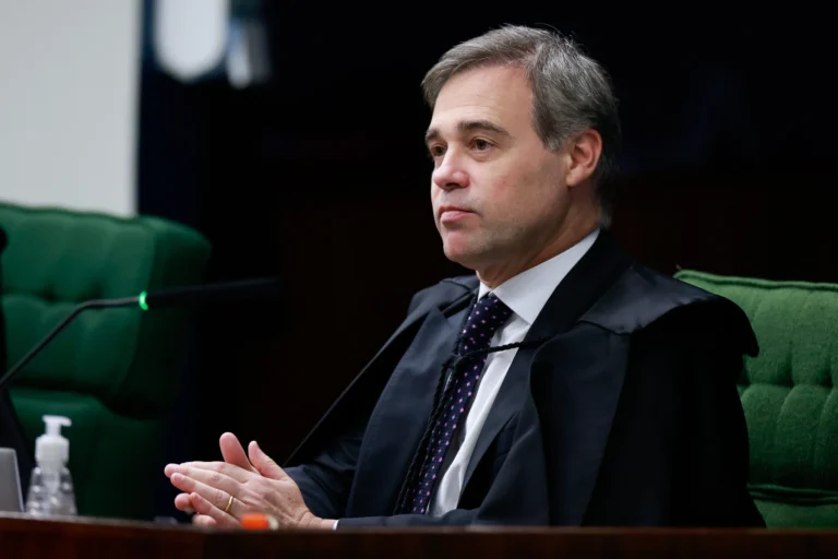 André Mendonça diz que Messias terá seu apoio com senadores