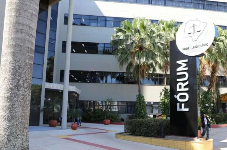 Ex-funcionário é condenado por desviar mais de R$ 326 mil ao criar folha de pagamento falsa em MS