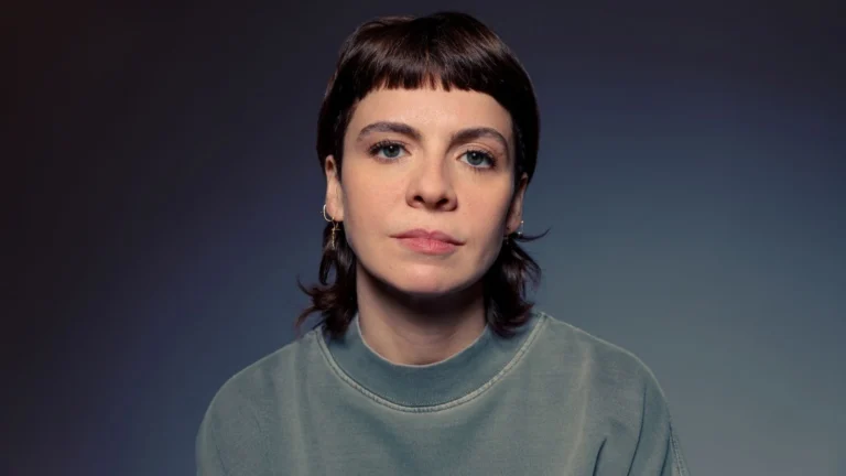 Renata Gaspar vive “mulher à frente do tempo” em série de Ângela Diniz