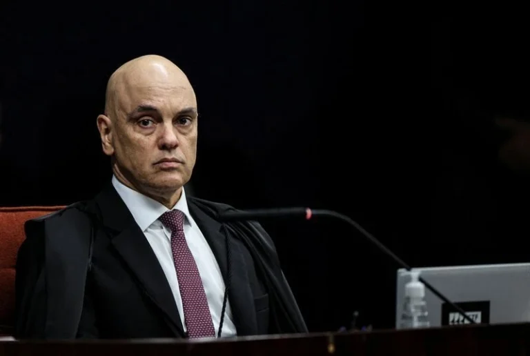 Moraes ainda não descarta enviar Bolsonaro para a Papuda