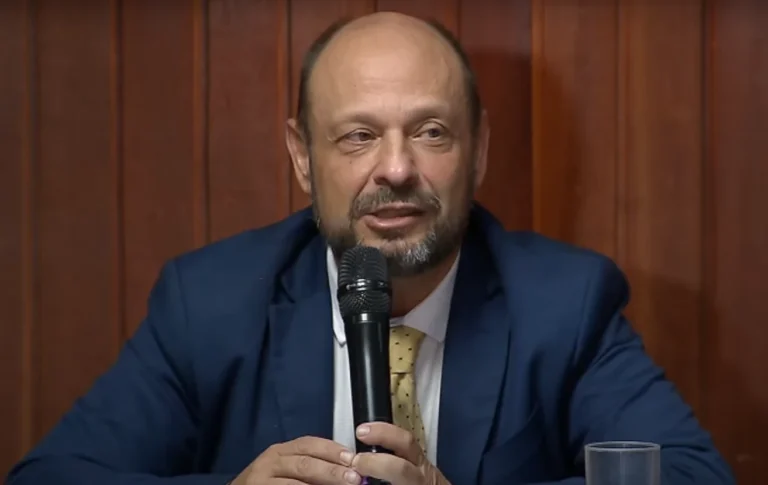 INSS: Waller pede saída de diretora ligada a Stefanutto, preso pela PF