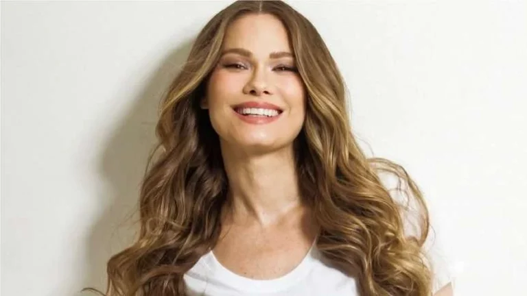 Cegonha! Aos 42 anos, famosa atriz comemora primeira gravidez