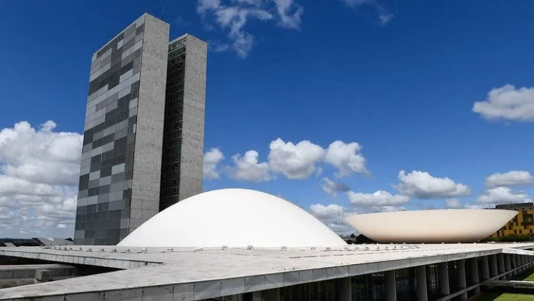 Fim da escala 6×1: veja os próximos passos até aprovação