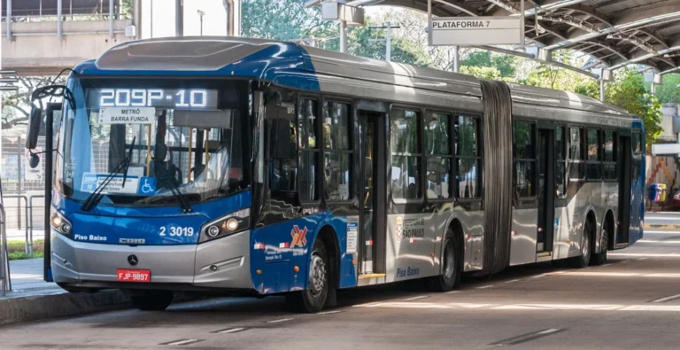 Tarifa de ônibus em São Paulo sobe para R$ 5,30 a partir de 6 de janeiro
