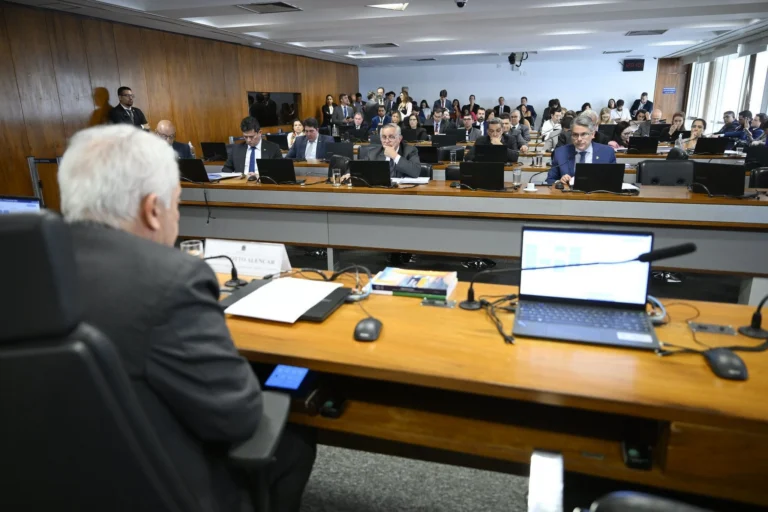 Comissão do Senado deve votar nova Lei do Impeachment na quarta-feira
