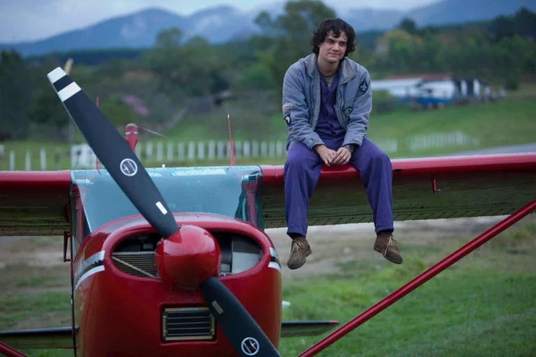 Conheça cinebiografia de Marcelo VIPs, estrelada por Wagner Moura