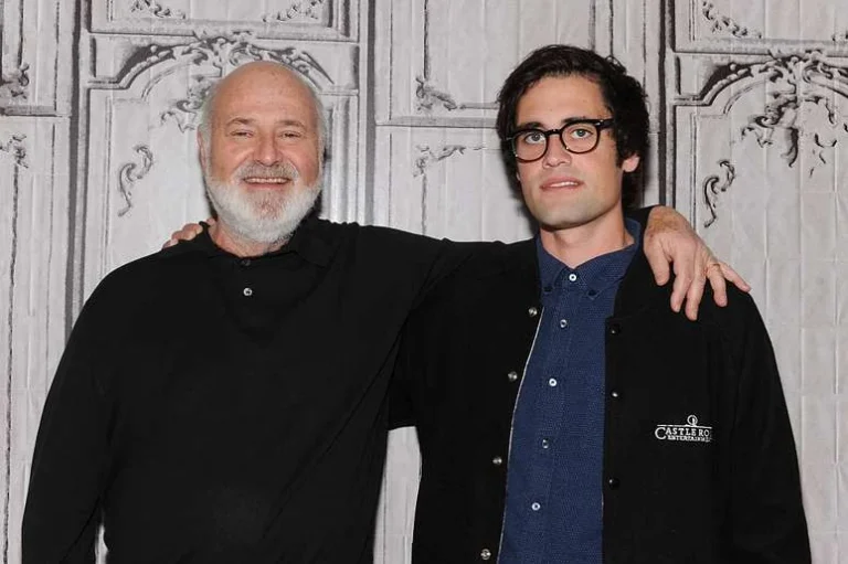 Rob Reiner e filho teriam tido discussão muito acalorada em festa horas antes de diretor e esposa serem encontrados mortos