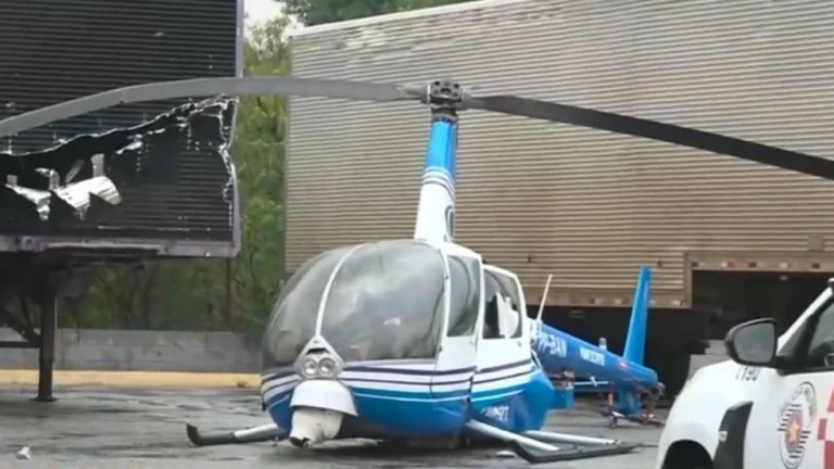 Helicóptero da Band faz pouso forçado na Grande SP; piloto e cinegrafista passam bem, diz emissora