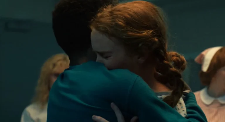 “Stranger Things”: Sadie Sink reage à cena de Max e Lucas