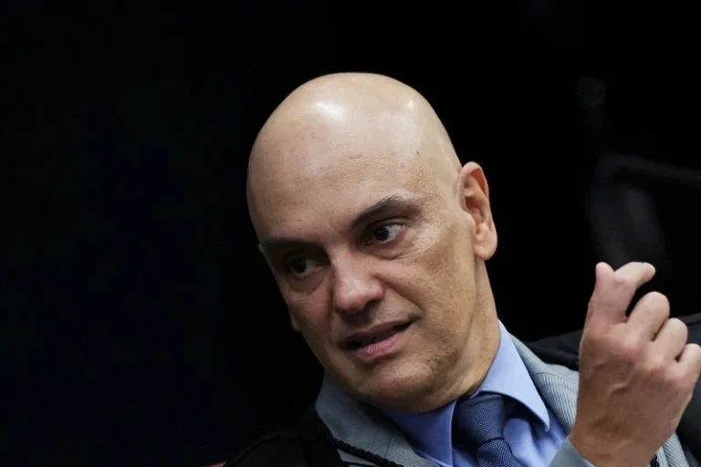 Diplomacia brasileira após retirada de sanções: “País deve ser respeitado”