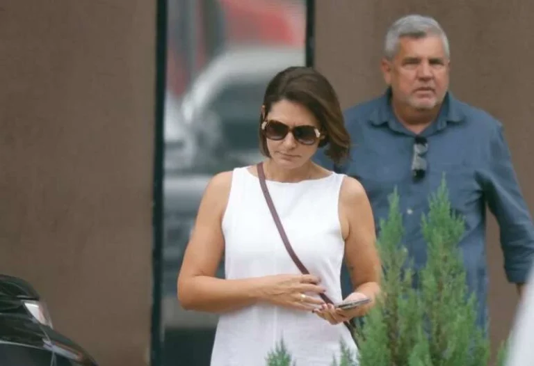 Michelle critica Moraes por demora em liberar Bolsonaro ao hospital e fala em sangue nas mãos