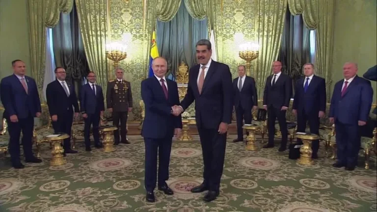Análise: Por que Putin ficou em silêncio após a captura de Maduro pelos EUA