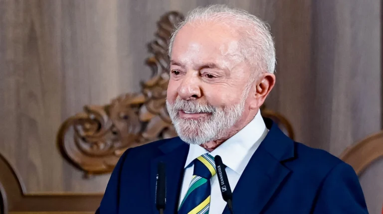 Lula prioriza foto a sós com líderes da UE antes de assinatura com Mercosul