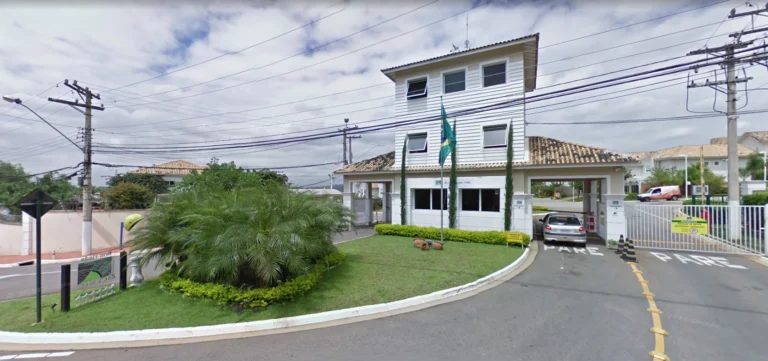 Idosos são feitos reféns durante roubo a condomínio em Alphaville, SP