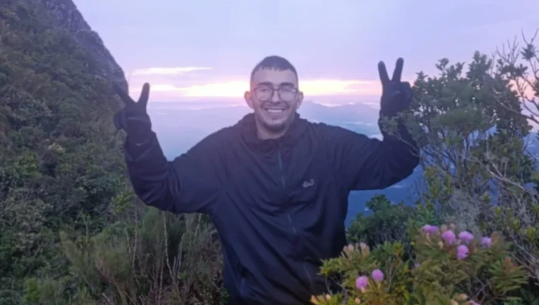 Jovem abandonado por amiga em montanha no PR é encontrado com vida após 5 dias