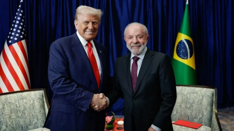 Lula avalia procurar Trump para falar sobre Venezuela