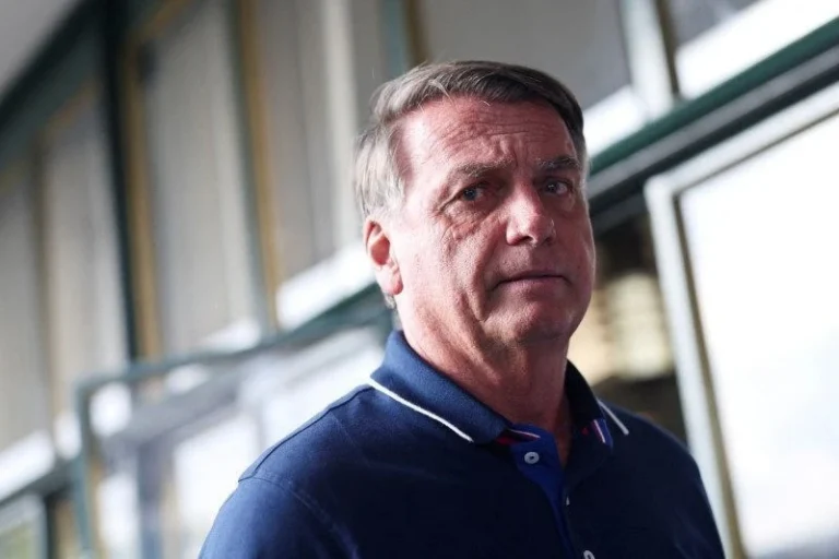 PM garante que Bolsonaro ficará isolado de outros detentos na Papudinha