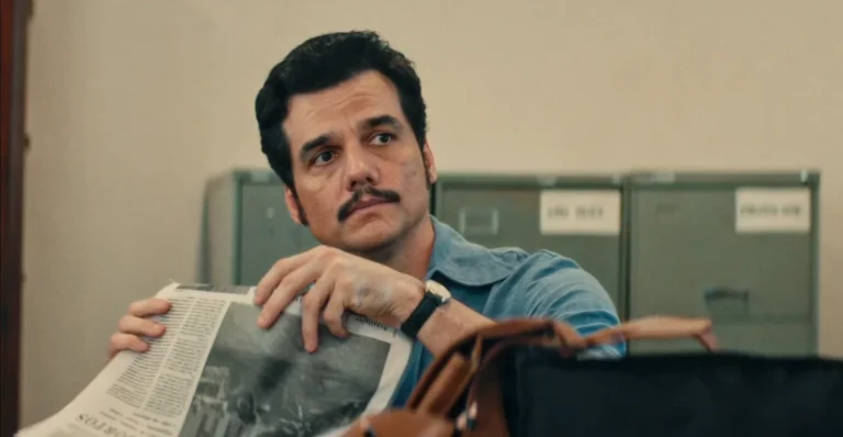 “É um grande momento”, diz Kleber Mendonça Filho ao receber Globo de Ouro