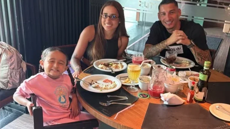 Assumiu? Jogador se declara para MC Loma e a filha: Minha família