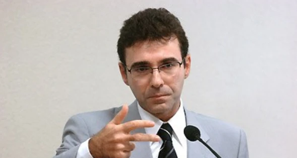 MP contesta sigilo ao caso Master no TCU e pede revisão