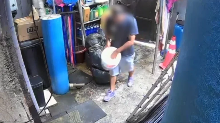 Vídeo mostra homem fazendo mistura de cloro para piscina onde mulher morreu