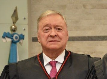 Desembargador teria recebido pagamento em gado por sentença, diz CNJ
