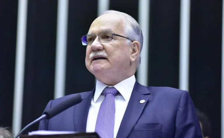 Fachin diz que Cármen Lúcia é a relatora do Código de Conduta no STF