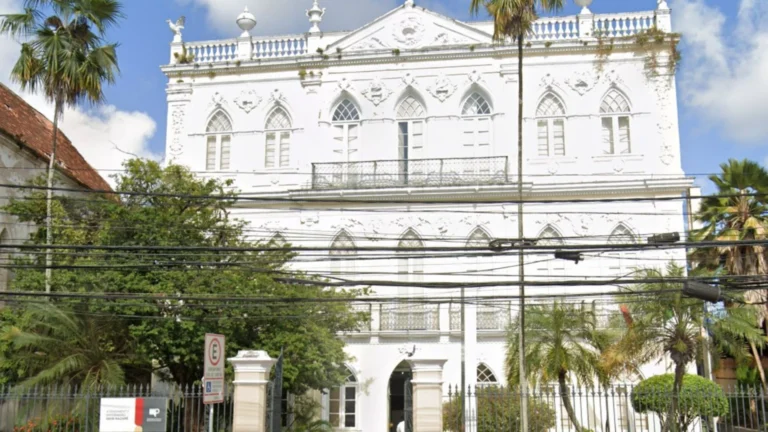 Casal é investigado por venda ilegal de dados sensíveis na Bahia