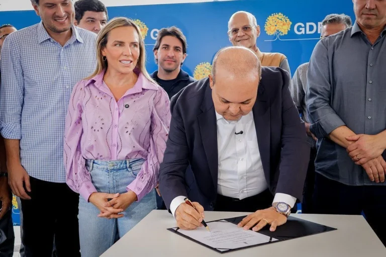 Ibaneis deixa governo do DF em meio à crise do BRB e do Banco Master
