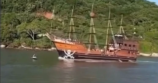 Marinha vai investigar caso do “Barco Pirata” que atropelou casal em SC