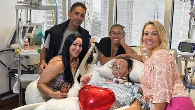 Internado, Marquito comemora aniversário com família em hospital