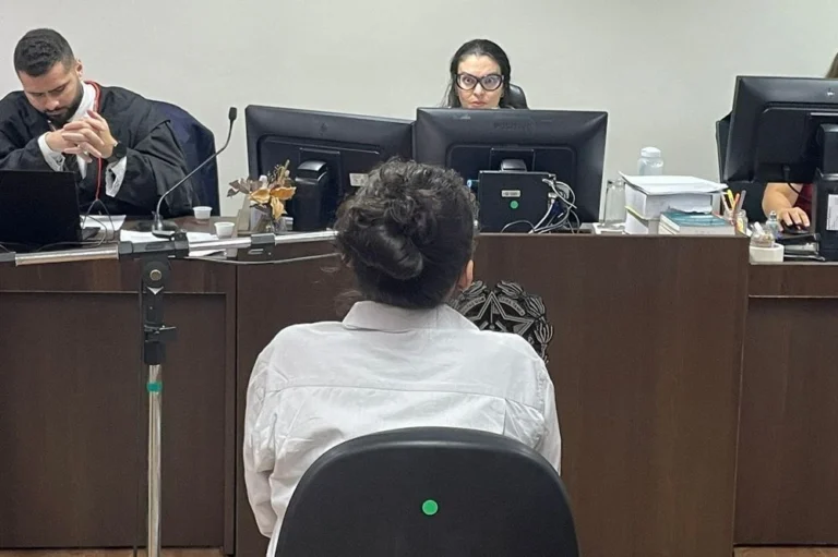 Mulher que cortou órgão genital e matou companheiro é absolvida