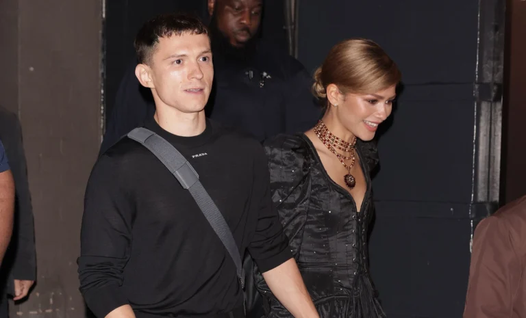 Zendaya se manifesta sobre fotos falsas de “casamento” com Tom Holland