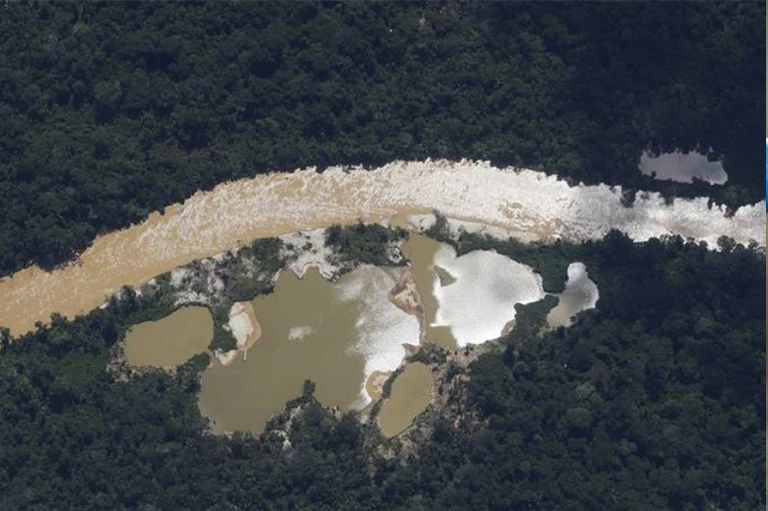 MPF aponta risco de contaminação por mercúrio em rio no Amazonas