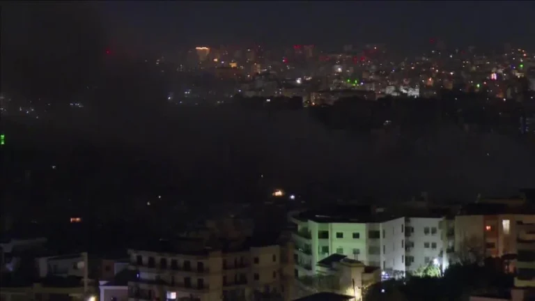 Exército israelense lança nova onda de ataques contra Beirute