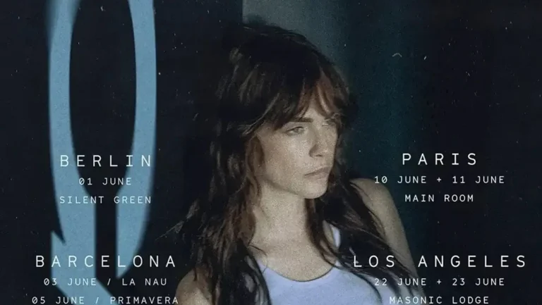 Cara Delevingne lança carreira musical e anuncia turnê em junho de 2026