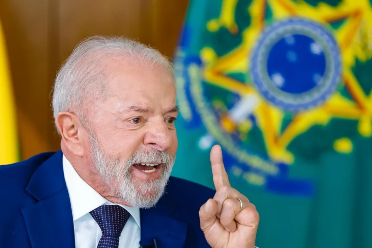 Análise: Lula tenta bala de prata com redução de jornada