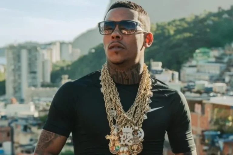 Mulher pede DNA e afirma ter filho com MC Poze