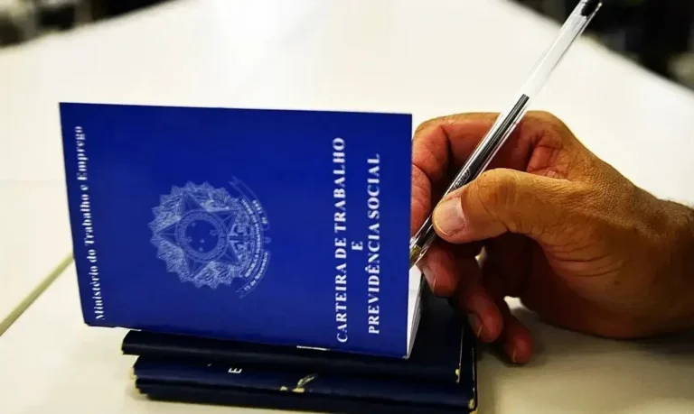 Governo insistirá em transição de dois anos para fim da escala 6×1