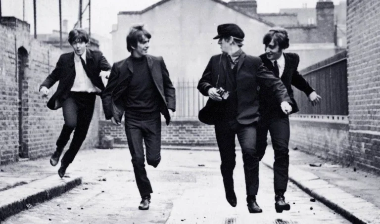 Primeira gravação dos Beatles gera batalha judicial com a Universal Music