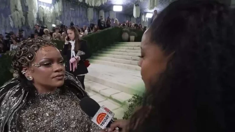 Veja o vídeo do gesto de Rihanna que deixou jornalista sem palavras e emocionou a web