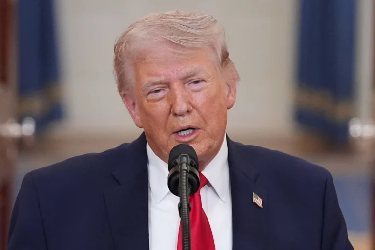 Trump diz que EUA estão em “discussões muito positivas” com o Irã