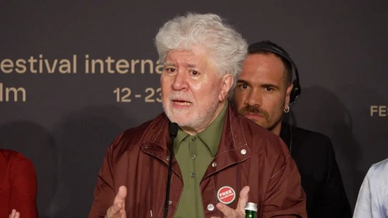 Almodóvar critica Trump e Putin em Cannes: “Medo é erosão da democracia”