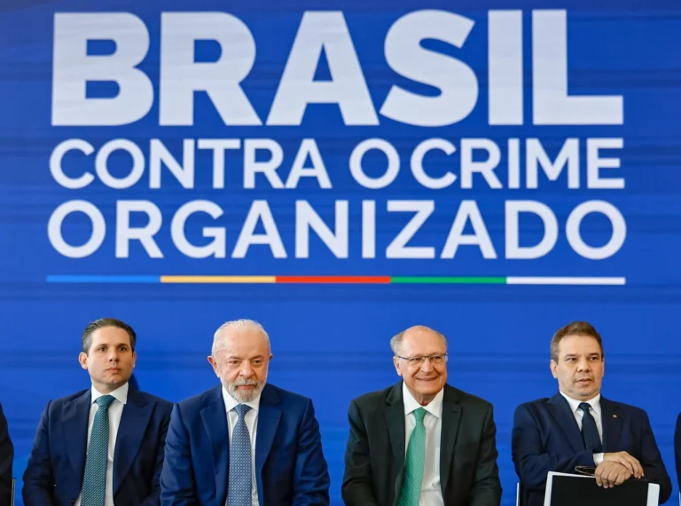 Em ano eleitoral, Lula lança plano de combate contra crime organizado