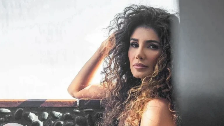 Paula Fernandes se irrita com funcionários de hotel: “Debochados”