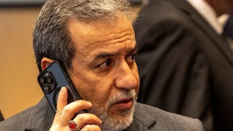 Irã critica Emirados Árabes por não condenarem ataques dos EUA e de Israel