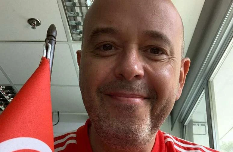 Alex Escobar passa mal durante entrada ao vivo na Globo