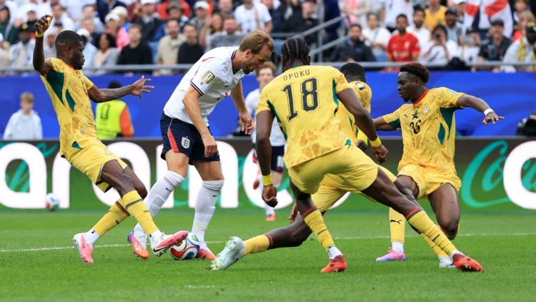 Inglaterra joga mal e fica apenas no empate contra Gana pela Copa do Mundo