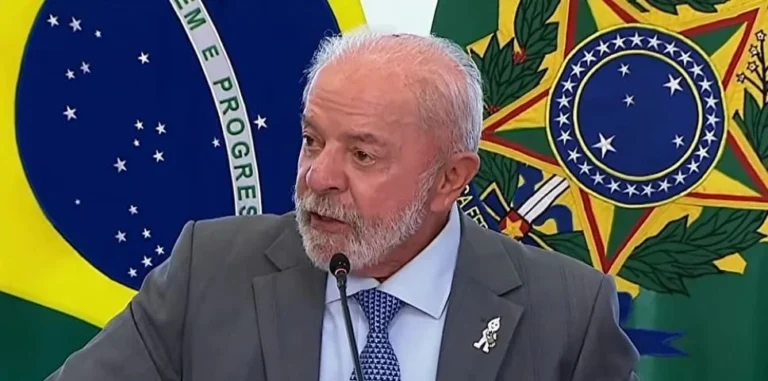 No Mercosul, Lula diz que ninguém é dono do mundo ou da América do Sul